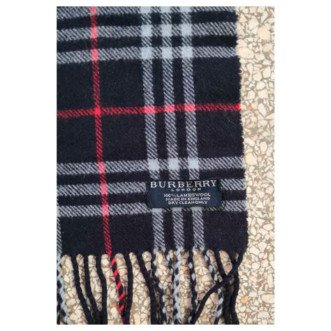 écharpe imitation burberry homme noir rouge